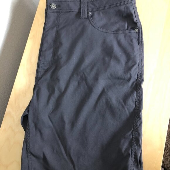 PRANA Activewear Shorts - 9" Inseam - Picture 2 of 14